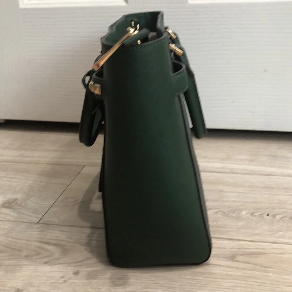 NWOT Green Michael Kors Tote with Shoulder Strap - Picture 7 of 9